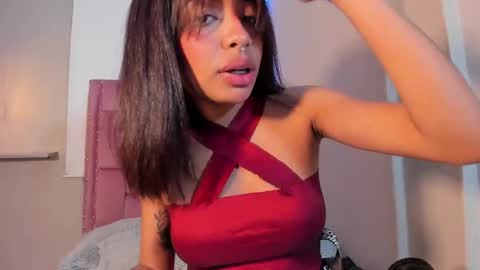 scarlet_vixen_ online show from May 8, 5:43 am