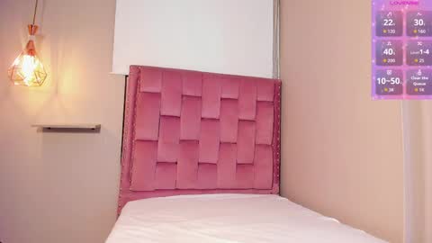 scarlet_vixen_ online show from May 13, 6:08 am