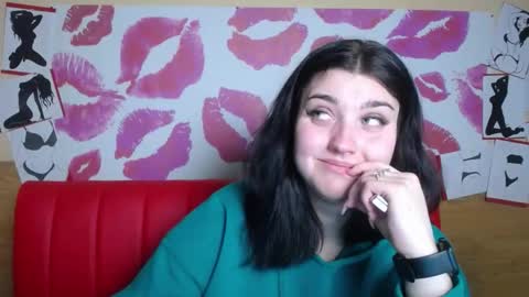 ScarletCargo online show from December 15, 6:18 am