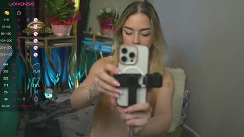 Scarlet online show from February 26, 10:53 pm