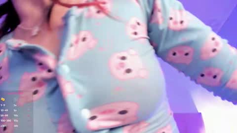 Scarlet  online show from October 11, 6:40 am