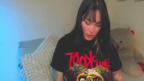 Scarleth... but not Scarleth Johansson. online show from February 5, 10:55 pm