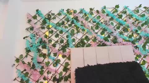 scarlet  online show from February 1, 10:58 am