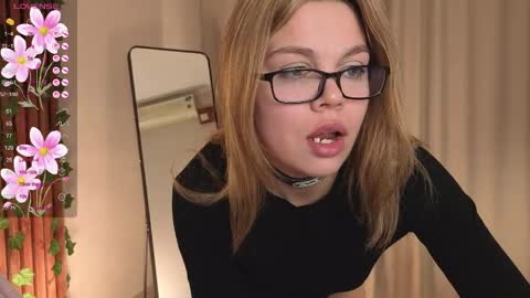 Skarlet online show from April 3, 2:53 am