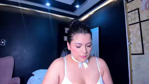 Snapshot of scarletmoon1_ chatting on September 16, 10:51 pm Scarlet online show from September 16, 10:51 pm