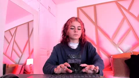 Scarlet online show from January 25, 12:41 pm