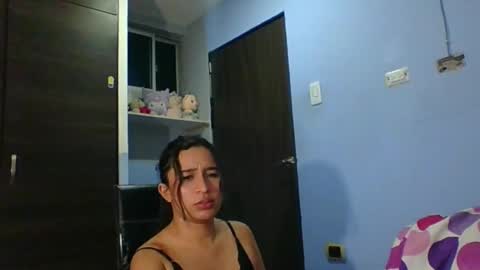 Snapshot of scarletscott_ chatting on September 21, 2:10 am Nataly online show from September 21, 2:10 am