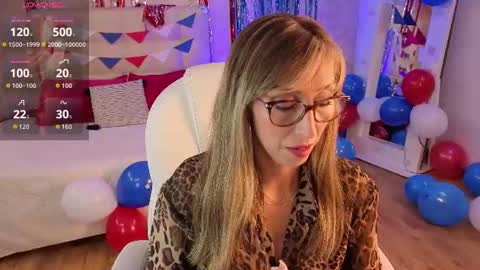 Scarlett online show from July 6, 11:48 am