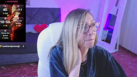 Scarlett online show from May 5, 11:57 am