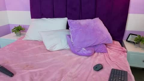 Scarlett online show from May 15, 4:54 pm