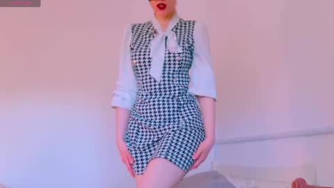 SCARLETT ELECTRA  -  online show from May 25, 4:17 pm
