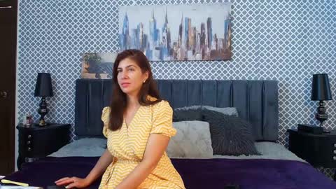 Snapshot of scarlett_moore_ chatting on March 8, 1:34 pm Scarlett online show from March 8, 1:34 pm