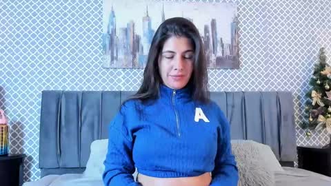 Snapshot of scarlett_moore_ chatting on January 6, 12:46 pm Scarlett online show from January 6, 12:46 pm