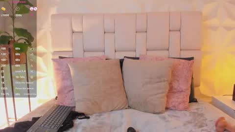     online show from February 19, 4:39 pm