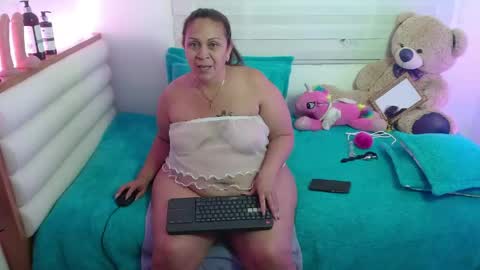 scarlettbooty online show from May 8, 2:42 pm
