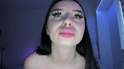 scarlettjakobs online show from May 6, 3:54 am