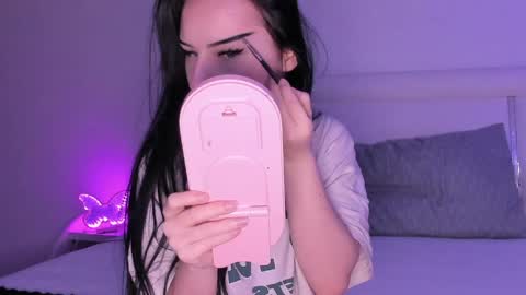 scarlettjakobs online show from May 12, 4:43 am