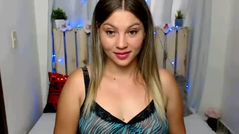 scarlettjoyy online show from October 10, 9:47 am