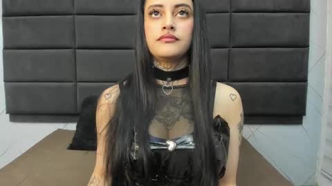 scarlettmora online show from October 3, 2:11 pm