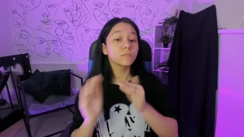 scarlettmurr online show from September 17, 7:17 am