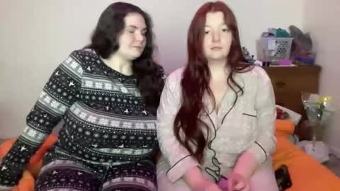 scarletttsinner online show from January 16, 3:35 am