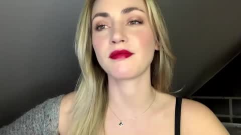 ScarlettxBlonde online show from May 7, 3:38 pm