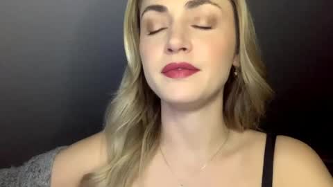 ScarlettxBlonde online show from May 14, 8:25 pm