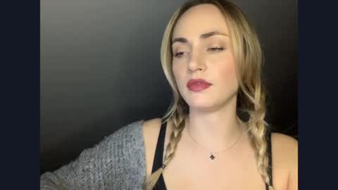 ScarlettxBlonde online show from May 15, 8:33 pm
