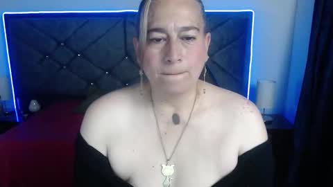 Sccarlet online show from November 9, 2:13 pm