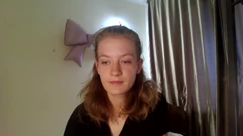 Elsa online show from July 21, 10:38 am