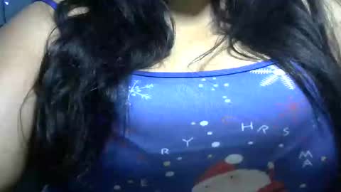 mai latina online show from February 11, 1:31 am