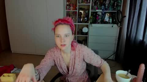 Rina online show from May 13, 7:25 am