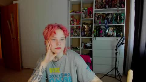 Rina online show from May 20, 7:05 am