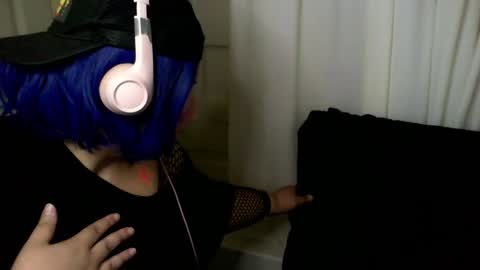 Danni online show from November 4, 8:19 am