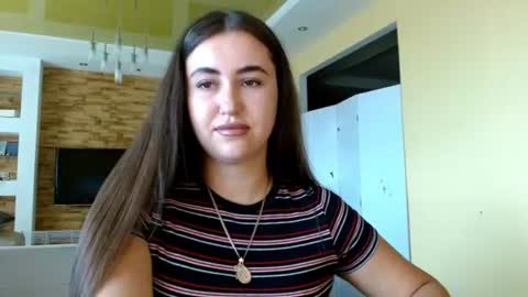 Elizabeth  online show from June 18, 6:04 am