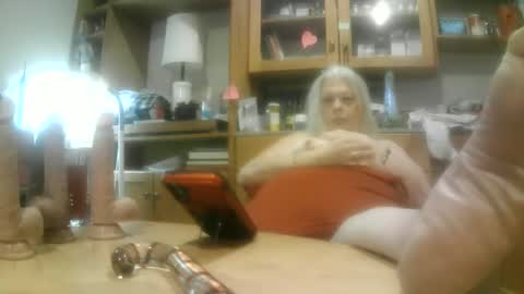 secretbbw_gilf online show from December 27, 11:10 pm
