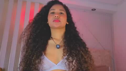 secretestrell online show from July 18, 4:05 am