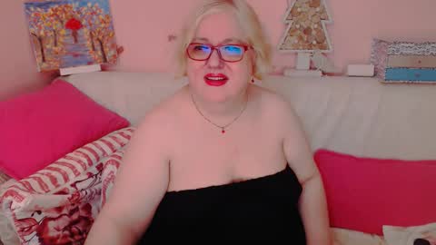 Snapshot of secretloverbbw chatting on October 7, 7:51 pm Alice online show from October 7, 7:51 pm