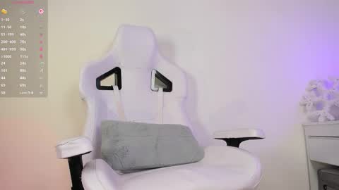 Ava   online show from December 17, 5:11 am