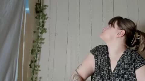 seductive_she_wolf online show from May 15, 10:40 am