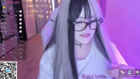 Selena  online show from February 16, 8:14 am