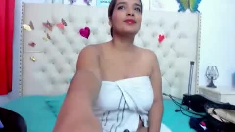 selena_beautyy online show from May 14, 8:58 pm