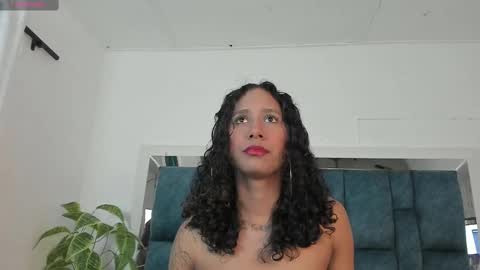 selena_bellarte online show from February 25, 5:19 am