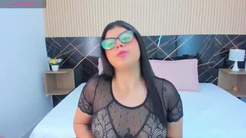 Selena online show from March 4, 2:51 am