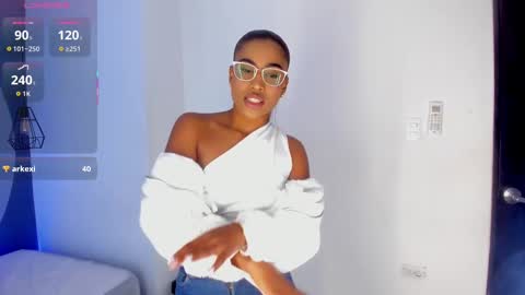 Selena online show from October 11, 12:30 pm