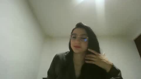 Selena Rous online show from November 12, 2:15 pm