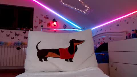 Selena online show from March 22, 9:48 am