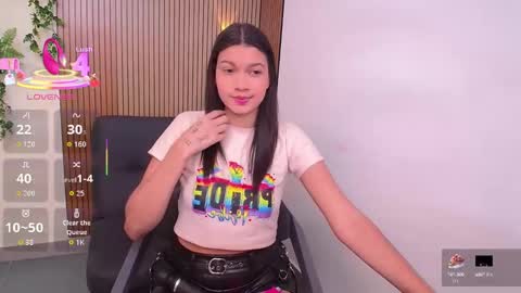 selenafox6 online show from October 9, 11:03 am