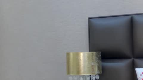 SelenaHanson online show from February 20, 4:30 pm