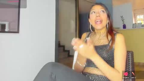 Snapshot of selenakyle92_ chatting on February 18, 8:26 pm Selena online show from February 18, 8:26 pm